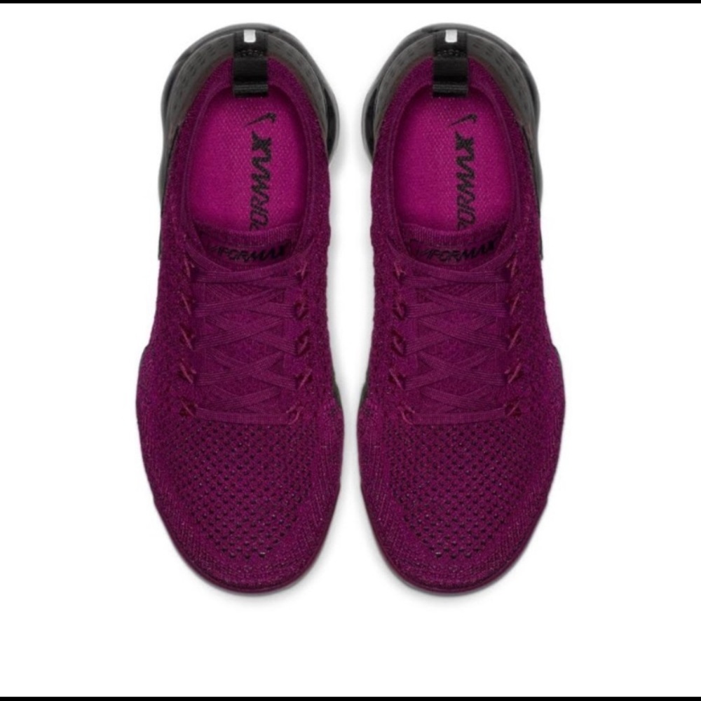 Burgundy/Plum vapormax ✨ Limited Edition